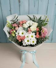 Букет цветов из:  Розы, Лизиантусы и Хризантемы в Калаче