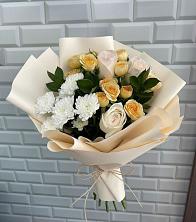 Букет цветов из:  Розы и Хризантемы в Калаче