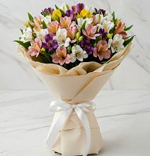 Букет цветов из:  Альстромерии в Калаче