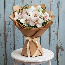 Букет цветов из:  Орхидеи и Розы в Калаче